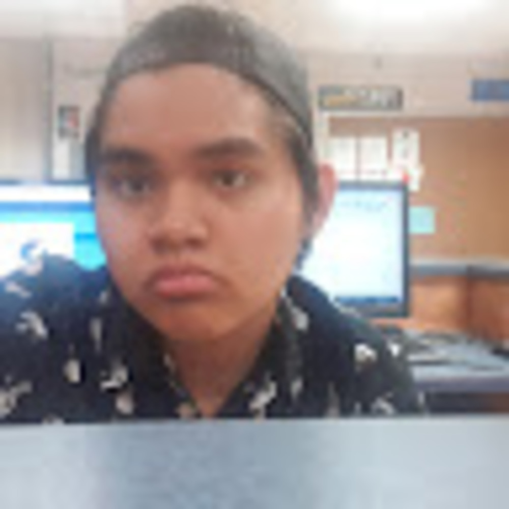 Meet your Posher, Alecz